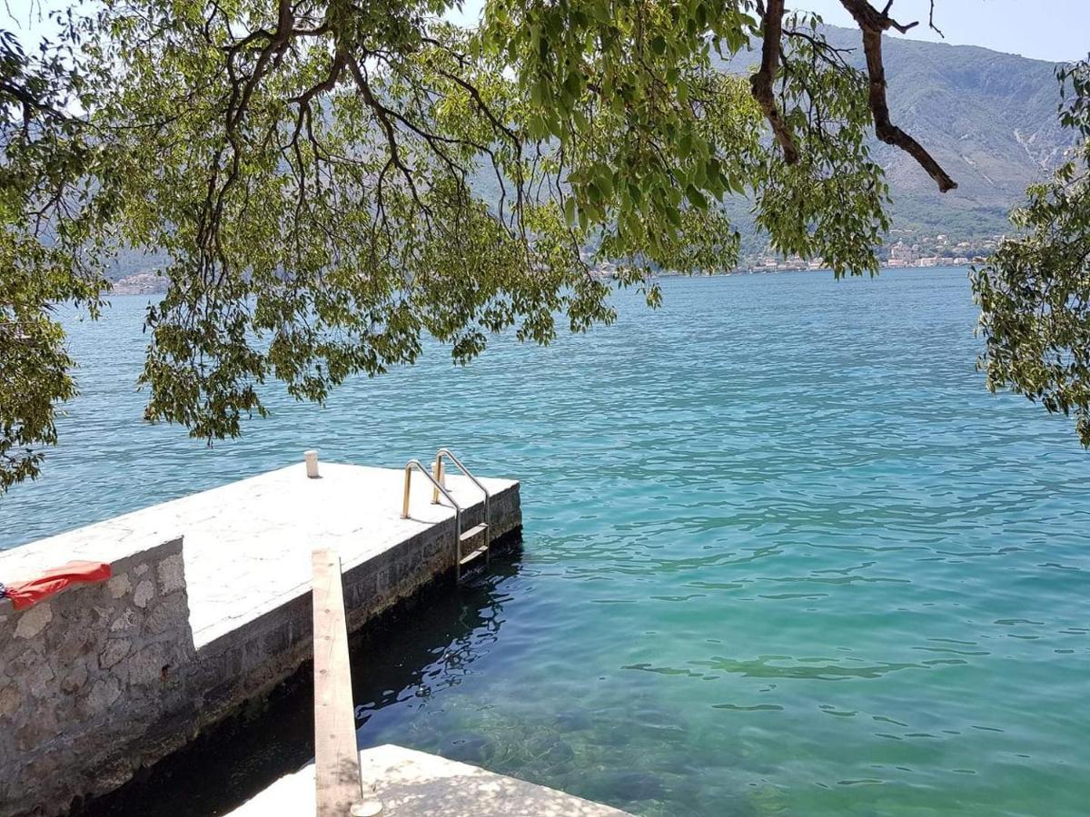 Montenegro Apartments - Private Beach Kotor Exterior foto